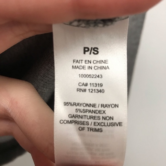 🐸 3 for $30 Ribbed Grey Mockneck - Picture 3 of 3